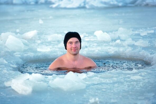 peldēšana ledus bedrē kā prostatīta novēršanas metode